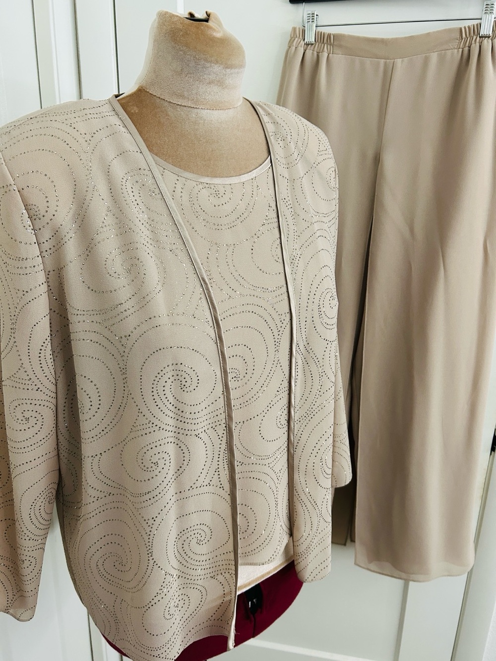 R&M Richards Stunning Embellished Taupe 3-Piece Set |Size 12P